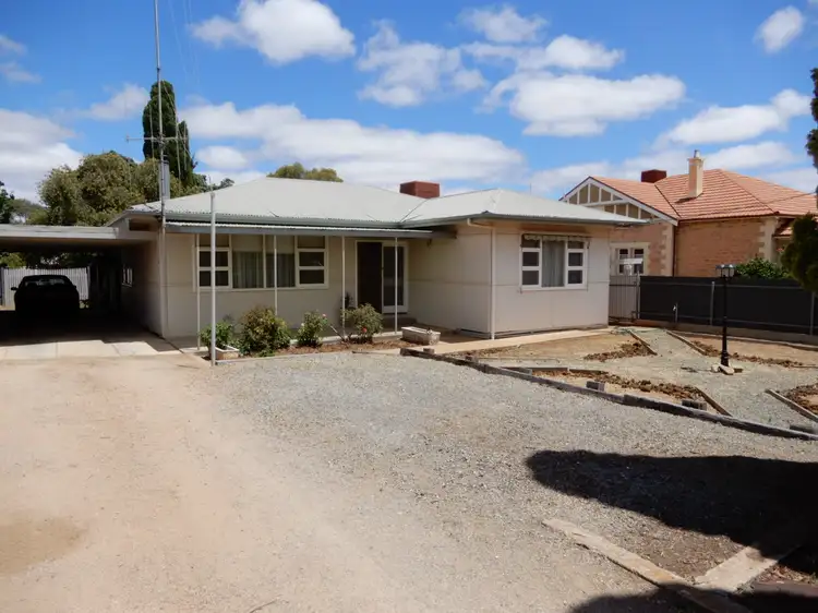 32 Eyre Rd, Crystal Brook SA 5523