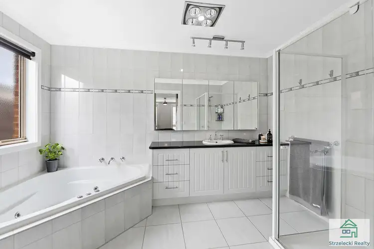 Fifth view of Homely house listing, 47 Davey Dr, Trafalgar VIC 3824