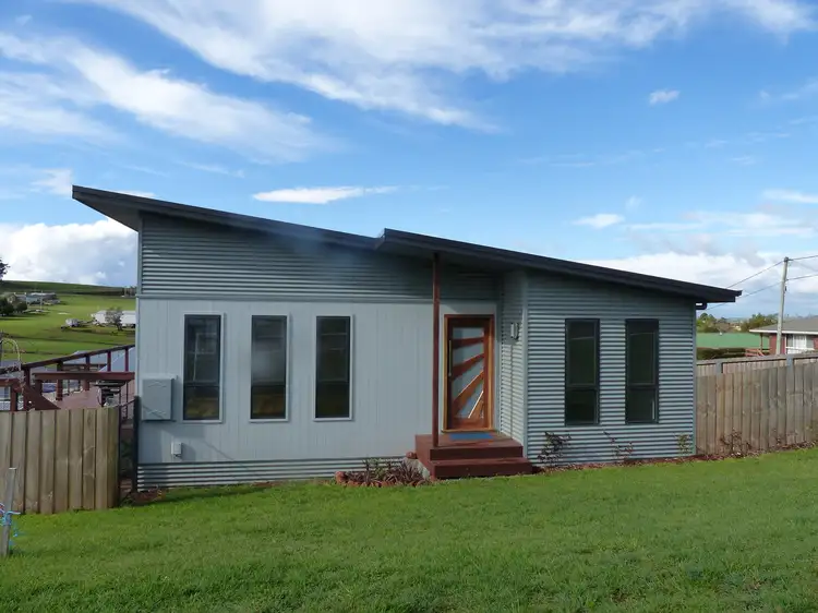 29 Winter St, Deloraine TAS 7304