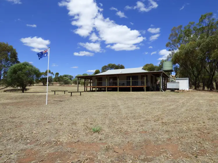 165 River Road, Toodyay WA 6566