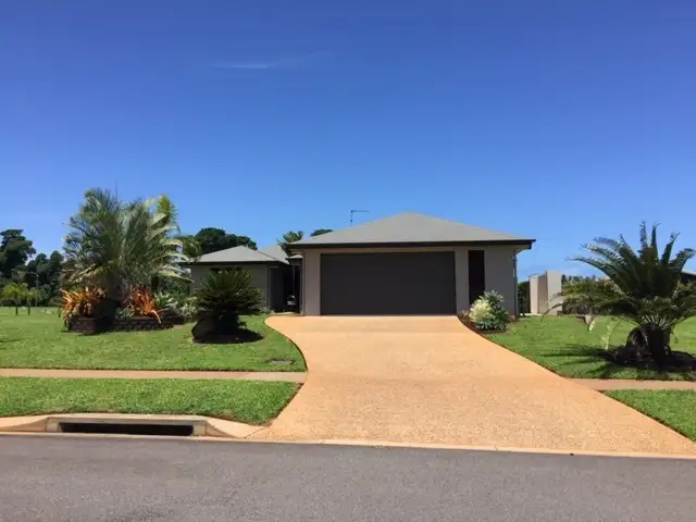 12 Nautilus St, Mission Beach QLD 4852