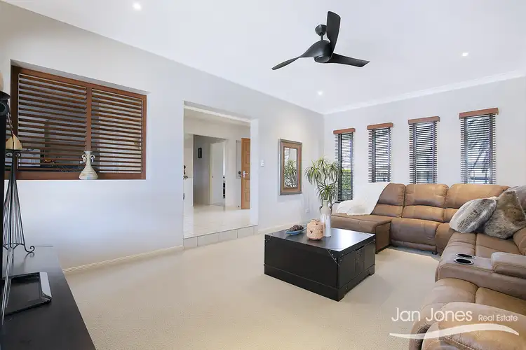 Fourth view of Homely house listing, 2 Cadell Cres, Rothwell QLD 4022