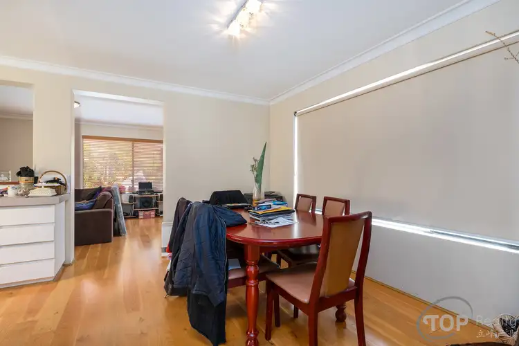 11 Lowry Street, Shelley WA 6148