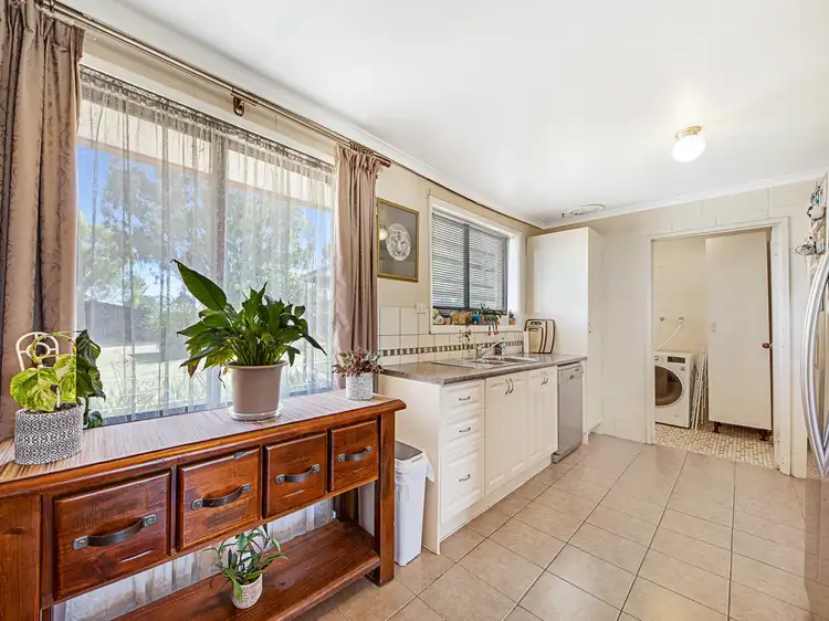Seventh view of Homely house listing, 7 Russell St, Howlong NSW 2643