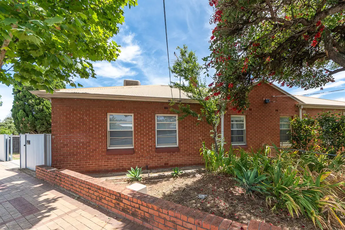 Main view of Homely semi-detached listing, 620 Regency Rd, Broadview SA 5083