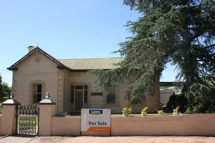 2 South Terrace, Laura SA 5480
