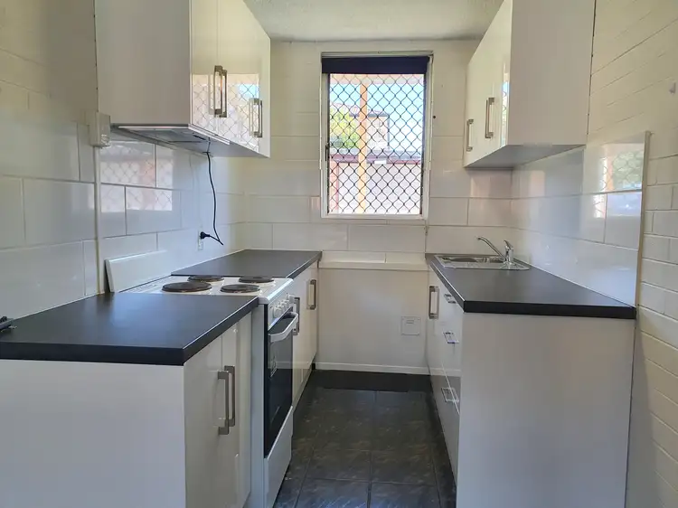 Third view of Homely unit listing, 2/14-16 Meredith St, Redcliffe QLD 4020