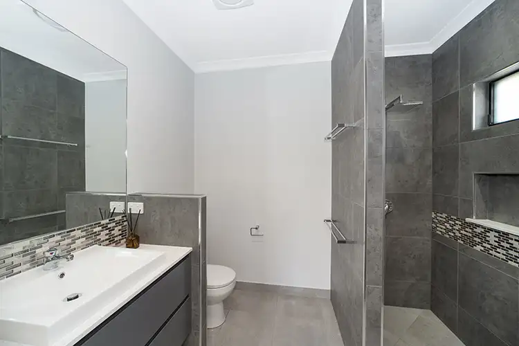 Fifth view of Homely house listing, 50 La Glorie Cct, Burdell QLD 4818