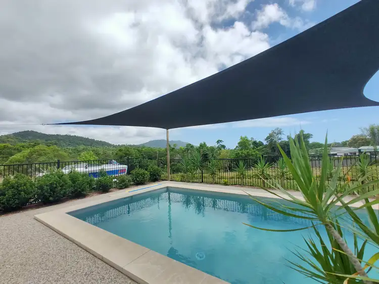 5 Kingfisher Ct, Wongaling Beach QLD 4852