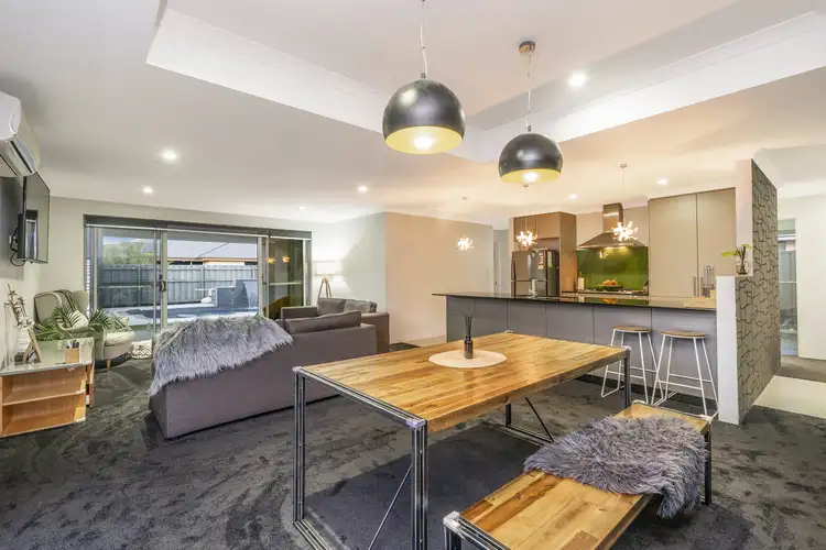 3 Elmore Pass, Ellenbrook WA 6069