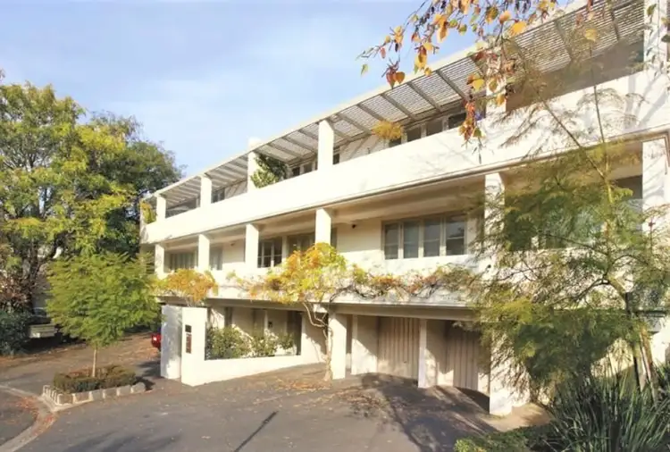 Second view of Homely apartment listing, 14/5 Selwyn Ct, Toorak VIC 3142