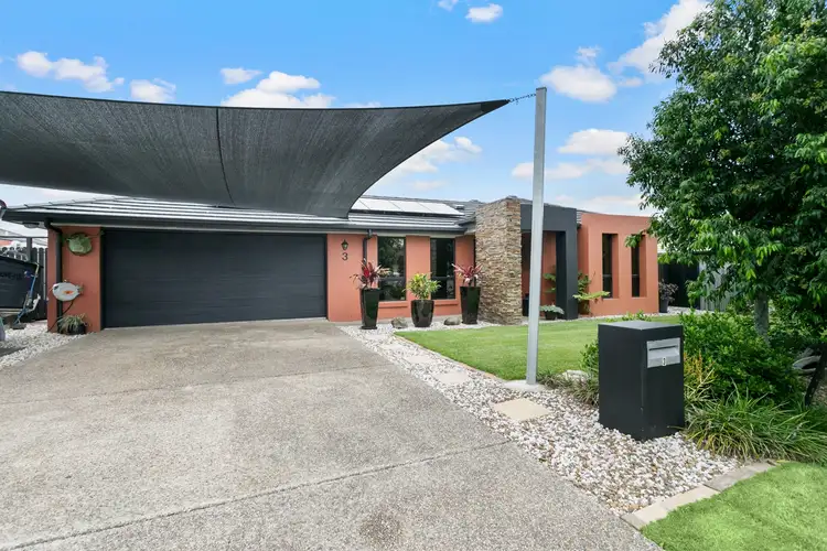 3 Broadleaf Pl, Ningi QLD 4511