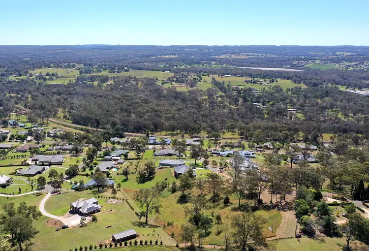 8 Attunga Cl, Picton NSW 2571