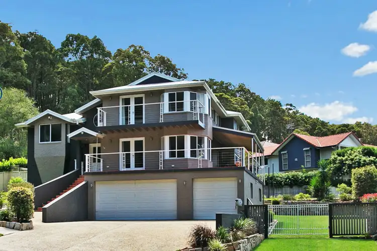 28 The Shores Way St, Belmont NSW 2280