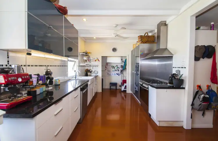 60 Edward Street, Maryborough QLD 4650