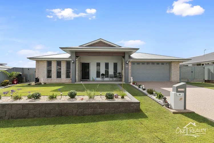 20 Peppermint Cct, Nikenbah QLD 4655