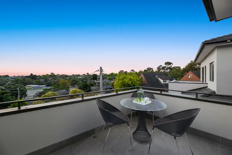 Fourth view of Homely townhouse listing, 1/4 Dart Ct, Mount Waverley VIC 3149