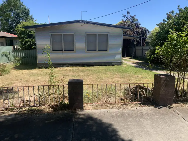 72 Harris St, Corryong VIC 3707