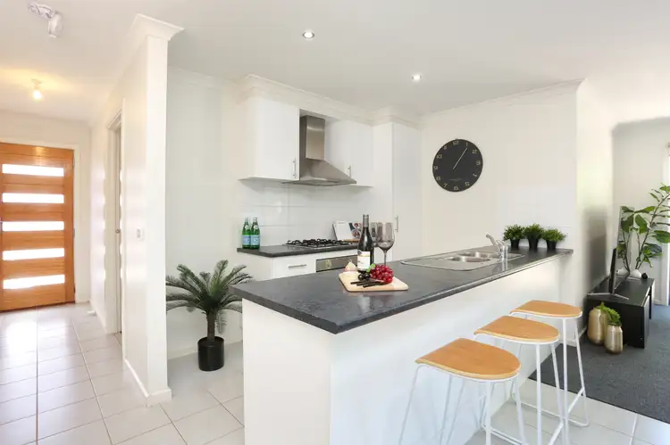 Second view of Homely house listing, 1/20-22 Roslyn Park Dr, Harkness VIC 3337