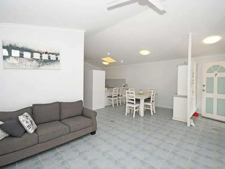 Fifth view of Homely unit listing, Unit 7/73 Newhaven St, Pialba QLD 4655