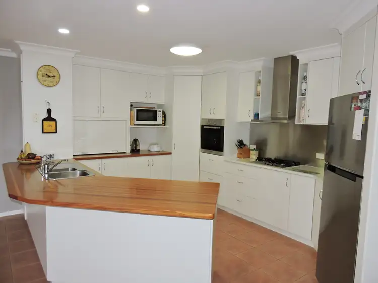 Fifth view of Homely house listing, 6 Colwar Ct, Warwick QLD 4370