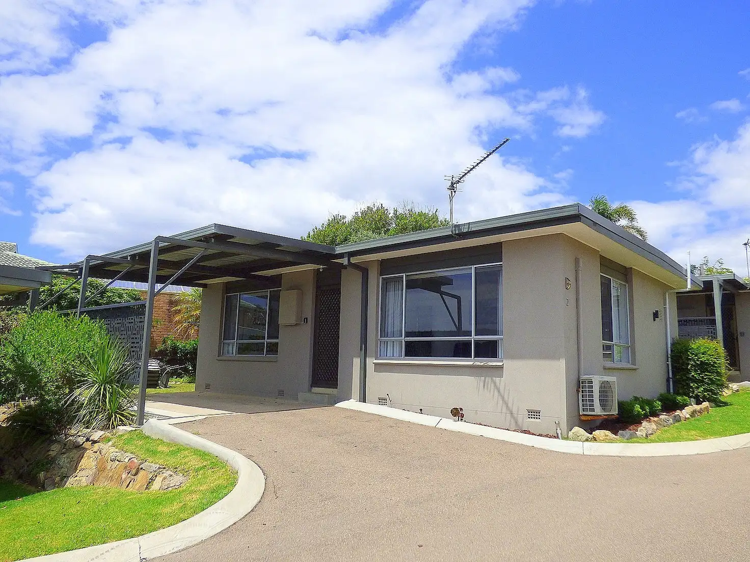 Main view of Homely unit listing, Unit 2/12-14 Yule St, Eden NSW 2551