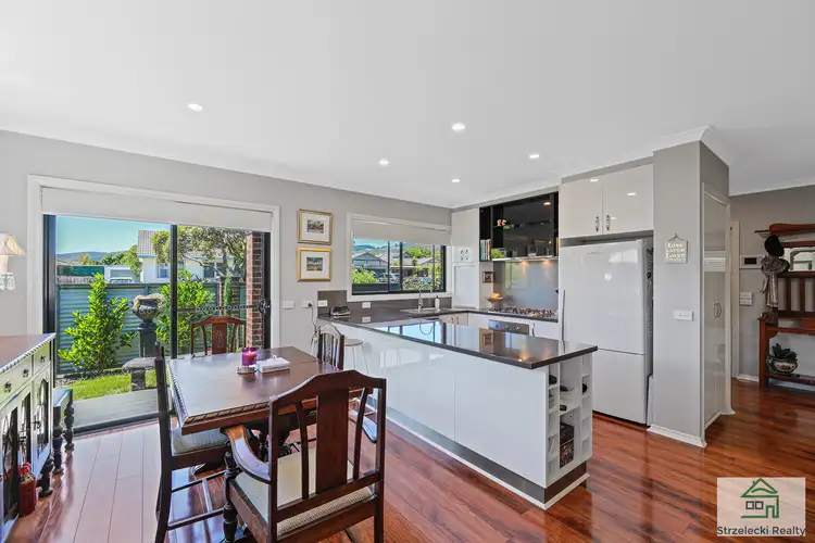 Seventh view of Homely townhouse listing, 19 Murray St, Trafalgar VIC 3824