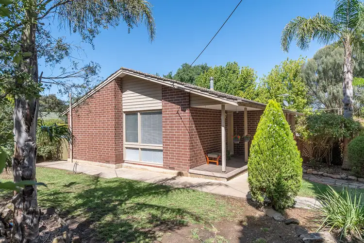 54 Victoria Rd, Mount Barker SA 5251