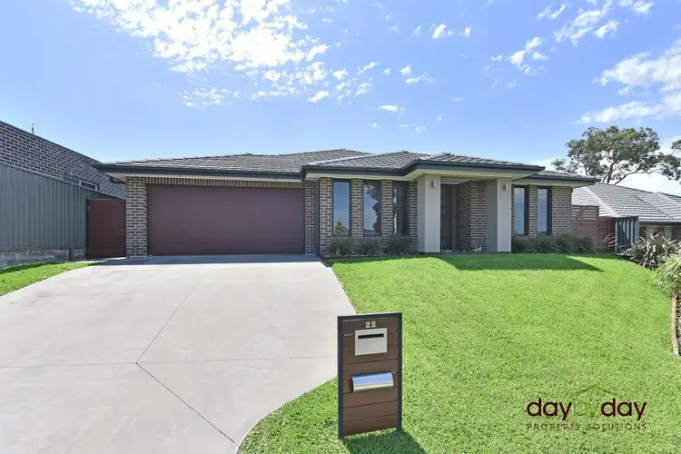 22 Discovery Dr, Fletcher NSW 2287