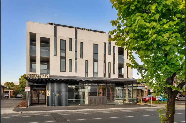 Unit 109/437 Bay St, Brighton VIC 3186