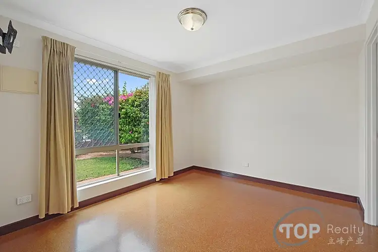 Fifth view of Homely unit listing, Unit 6/44 Turnbury Park Drive, Jandakot WA 6164