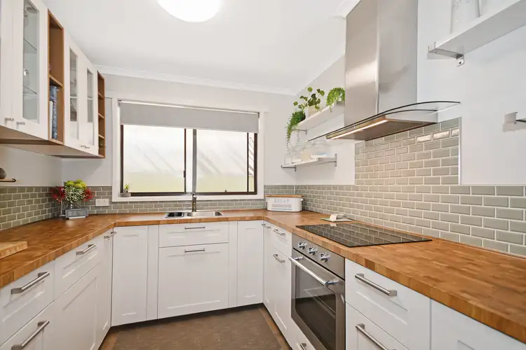 Fifth view of Homely house listing, Unit 1/188 Main St, Stawell VIC 3380