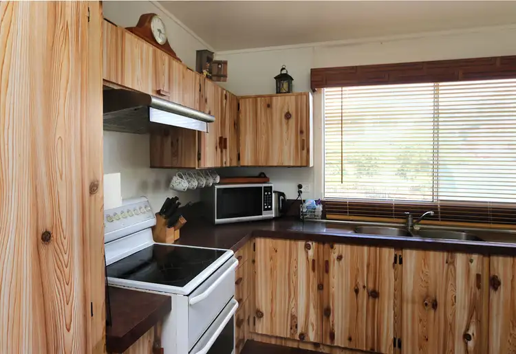 Fifth view of Homely house listing, 12 Barellan Pde, Qunaba QLD 4670