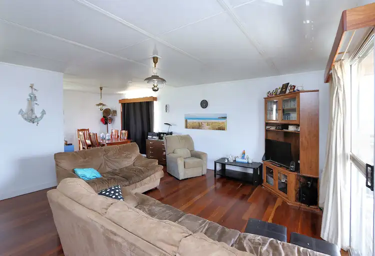Sixth view of Homely house listing, 12 Barellan Pde, Qunaba QLD 4670