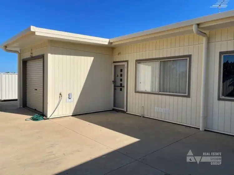 Unit 3/10 Charlton St, Emerald QLD 4720