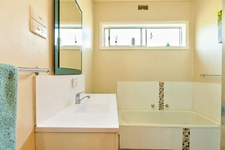 Seventh view of Homely house listing, 18 Murphy St, Rutherglen VIC 3685