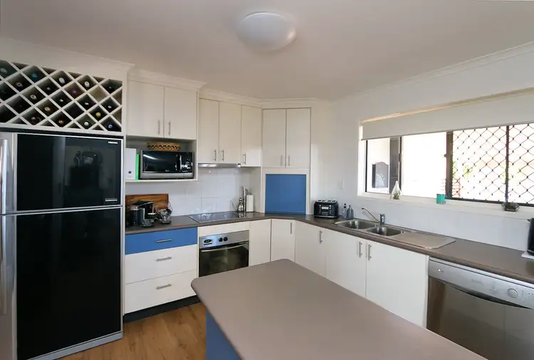 Fifth view of Homely house listing, 11 Meghan Cres, Qunaba QLD 4670