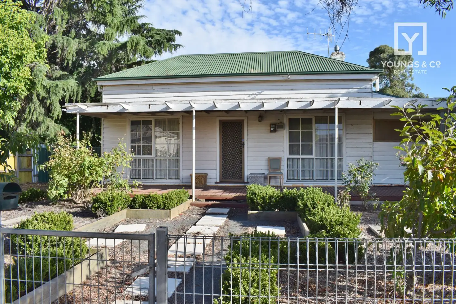 Main view of Homely house listing, 8 Alexandra St, Mooroopna VIC 3629