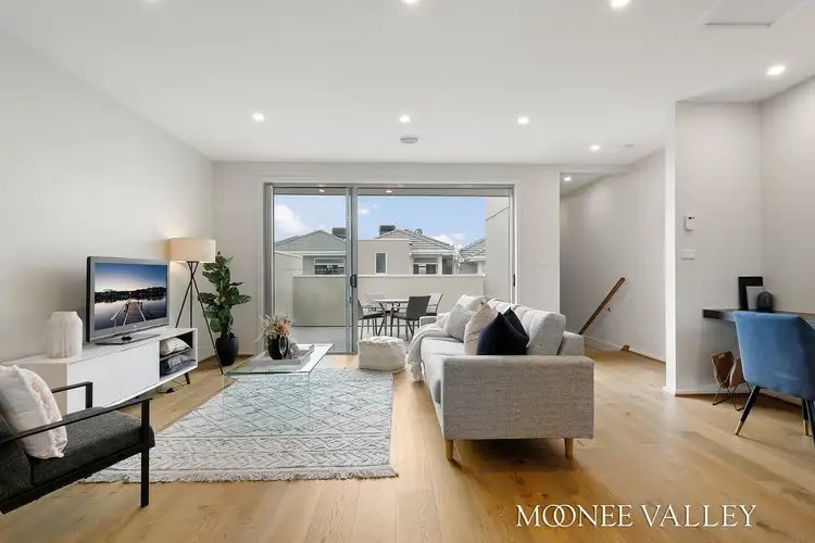 Fifth view of Homely townhouse listing, 2/4-8 Military Road, Avondale Heights VIC 3034