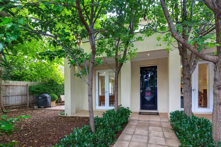 786 Hampton St, Brighton VIC 3186