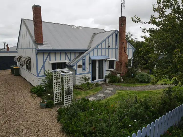 25 Browning St, Orbost VIC 3888