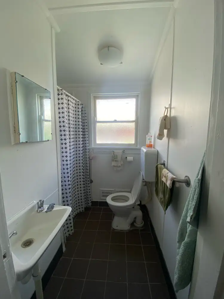 Fifth view of Homely unit listing, 11 Little Beulah St, Gunnedah NSW 2380