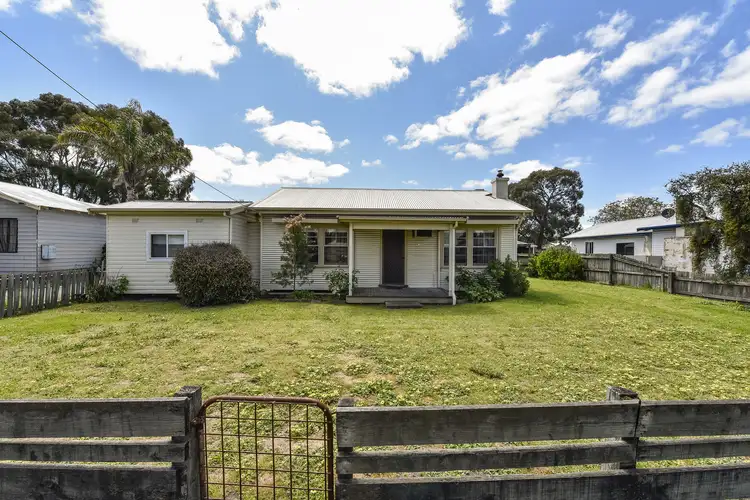 21 Coombe St