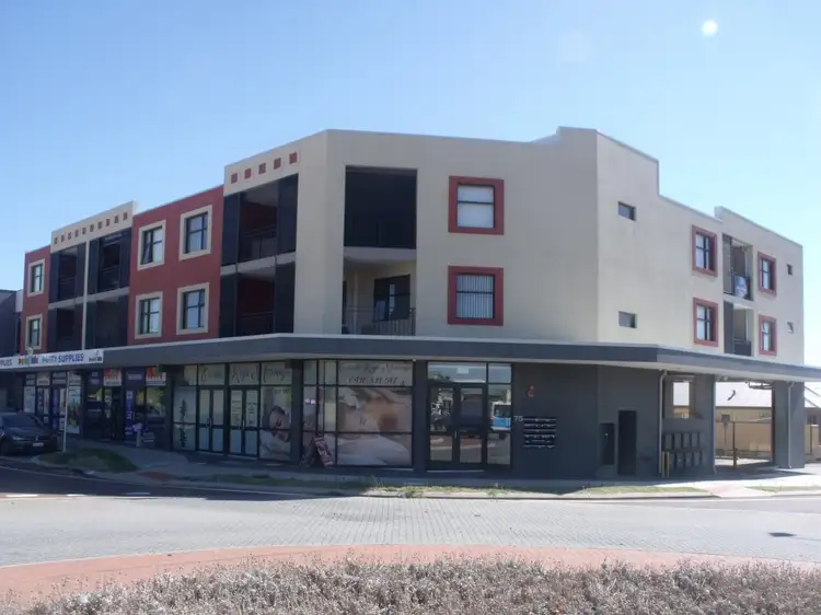 Unit 204/75 Ocean Keys Bvd, Clarkson WA 6030