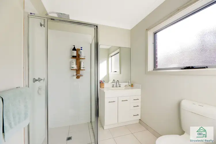 Sixth view of Homely house listing, 15 Fernlea Cl, Trafalgar VIC 3824