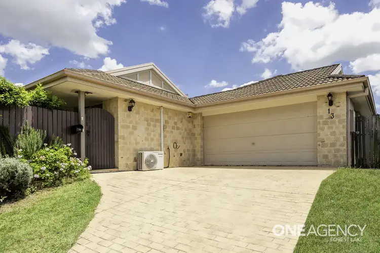 13 Green Pl, Durack QLD 4077