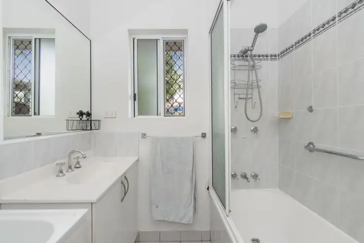 Sixth view of Homely house listing, 5 Craiglea St, Mount Louisa QLD 4814