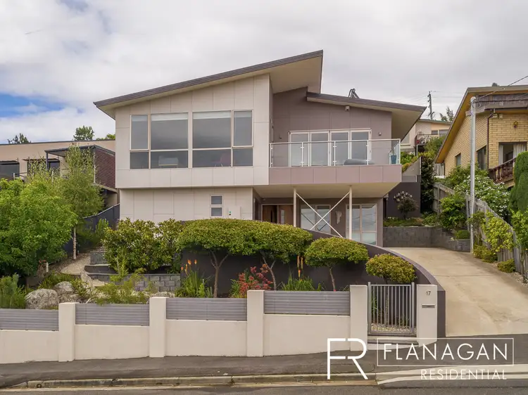17 Whitford Gr, Trevallyn TAS 7250