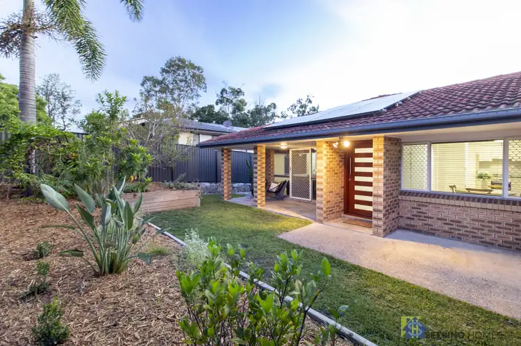 38 Dandenong Rd, Jamboree Heights QLD 4074