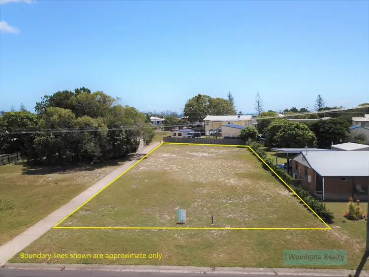 10 Emperor St, Woodgate QLD 4660